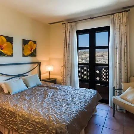 Family Oasis Between Golf Del Sur & Abrigos * San Miguel de Abona